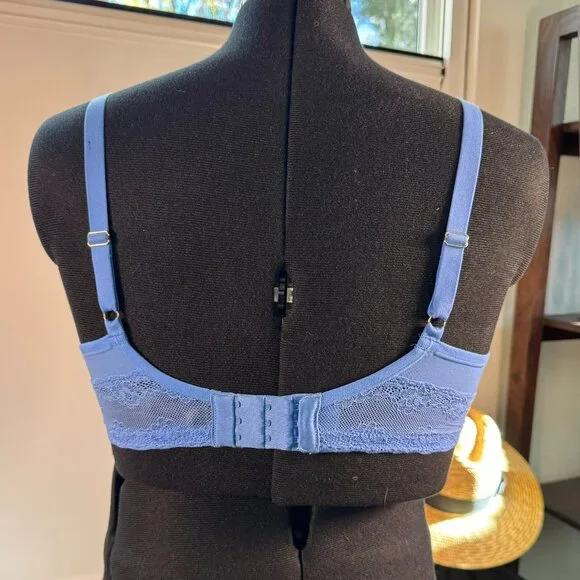 Natori 38DD Blue Lace Bra Underwire, Soft Fabric, Supportive, Adjustable Straps - Picture 3 of 4